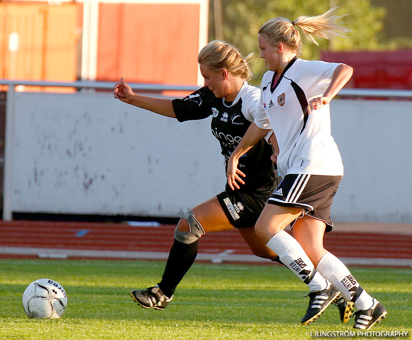 Skövde KIK-Ulvåkers IF 8-0,dam,Södermalms IP,Skövde,Sverige,Fotboll,,2013,71474