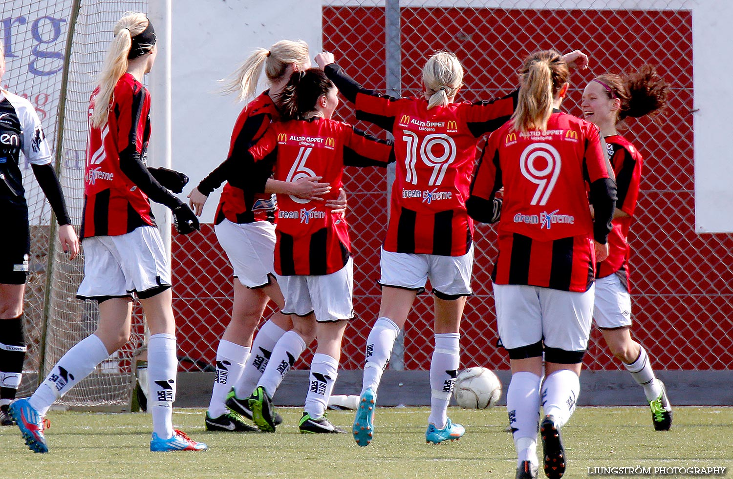 Träningsmatch Skövde KIK-Lidköpings FK 1-7,dam,Södermalms IP,Skövde,Sverige,Fotboll,,2014,83535