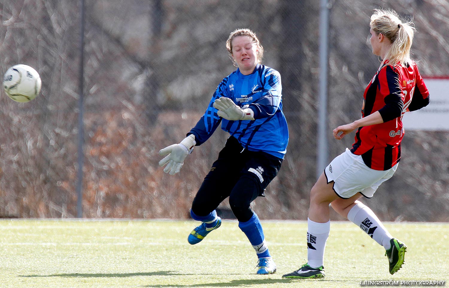 Träningsmatch Skövde KIK-Lidköpings FK 1-7,dam,Södermalms IP,Skövde,Sverige,Fotboll,,2014,83577