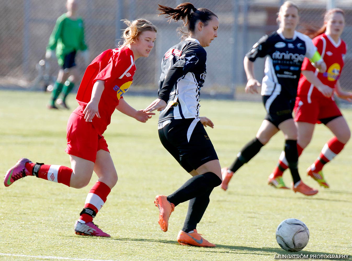 Träningsmatch Skövde KIK-Ulricehamns IFK 6-2,dam,Södermalms IP,Skövde,Sverige,Fotboll,,2014,83710