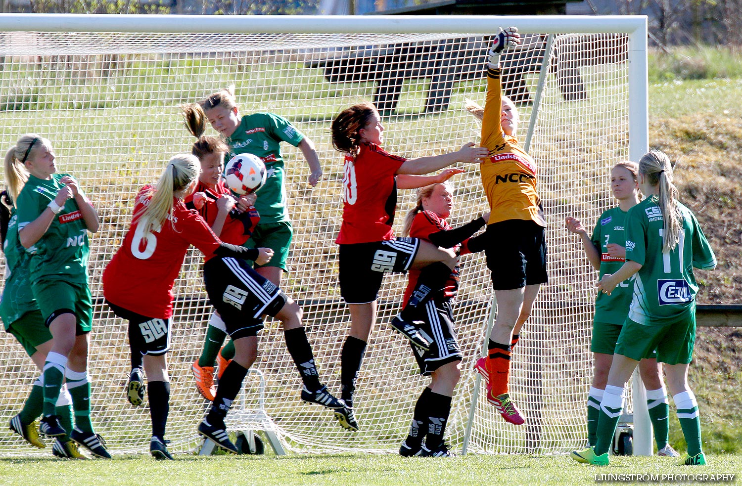 Våmbs IF-Ulvåkers IF 3-2,dam,Claesborgs IP,Skövde,Sverige,Fotboll,,2014,86467