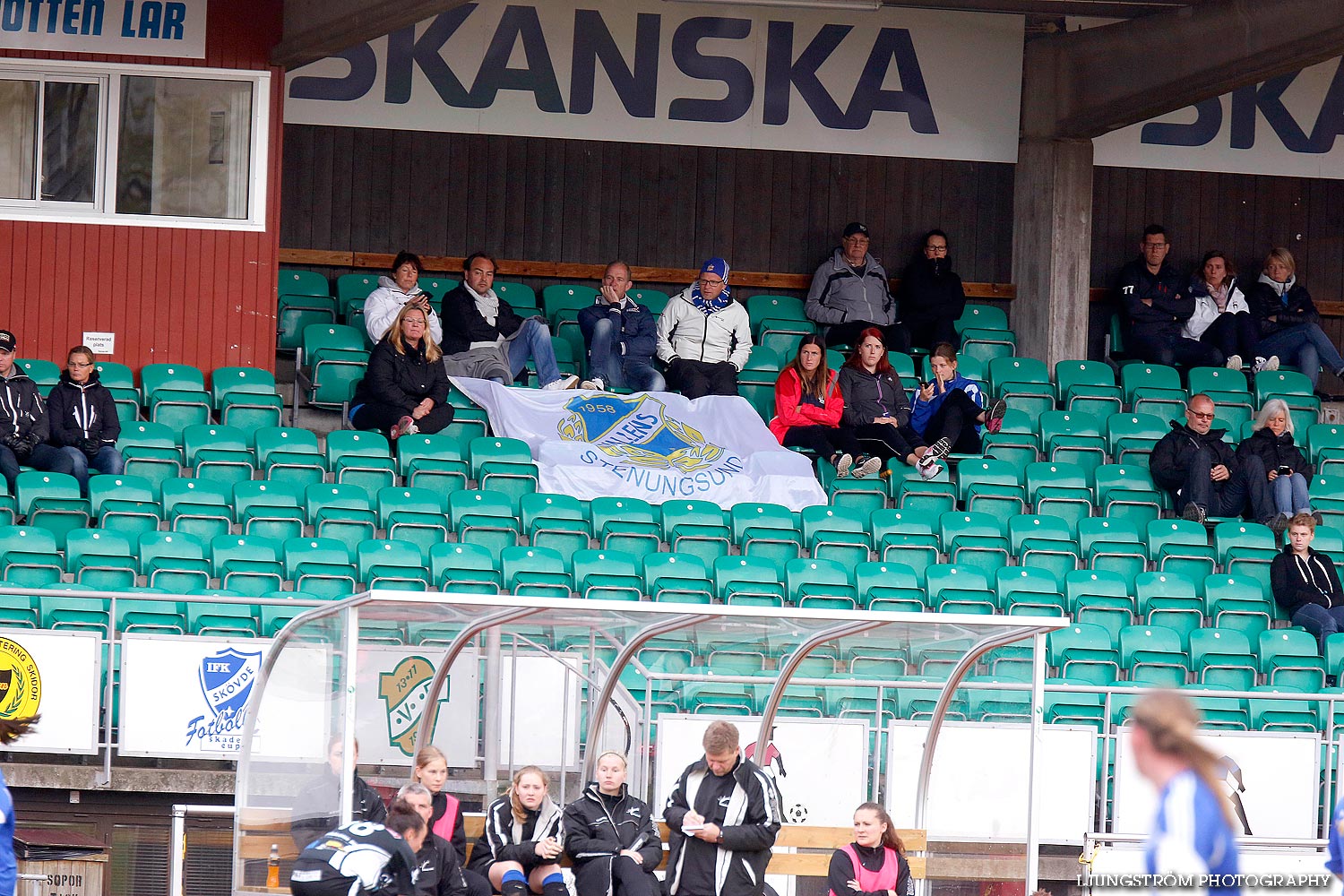 Skövde KIK-Vallens IF 6-2,dam,Södermalms IP,Skövde,Sverige,Fotboll,,2014,87985