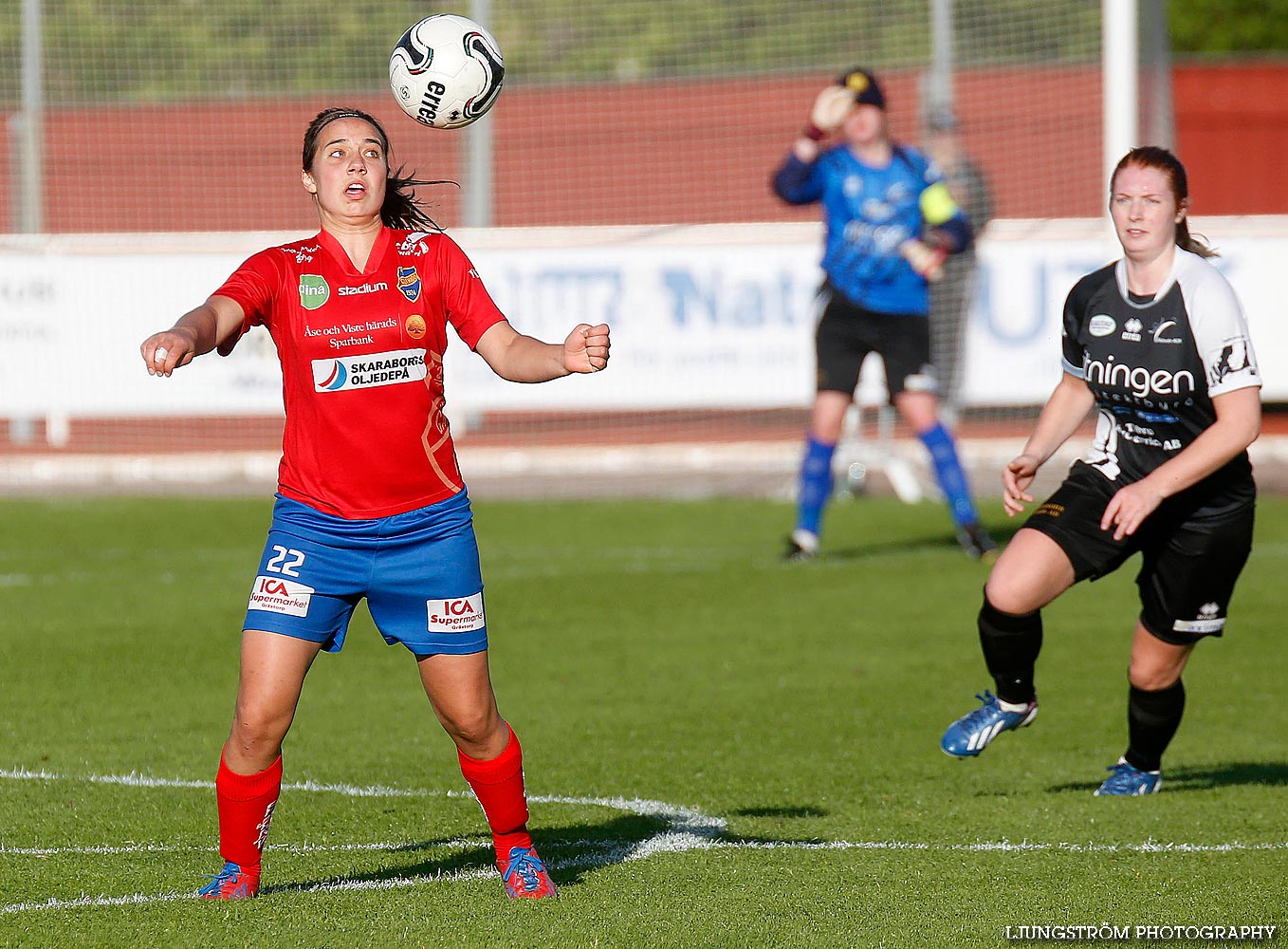 Skövde KIK-IK Gauthiod 2-1,dam,Södermalms IP,Skövde,Sverige,Fotboll,,2014,87716