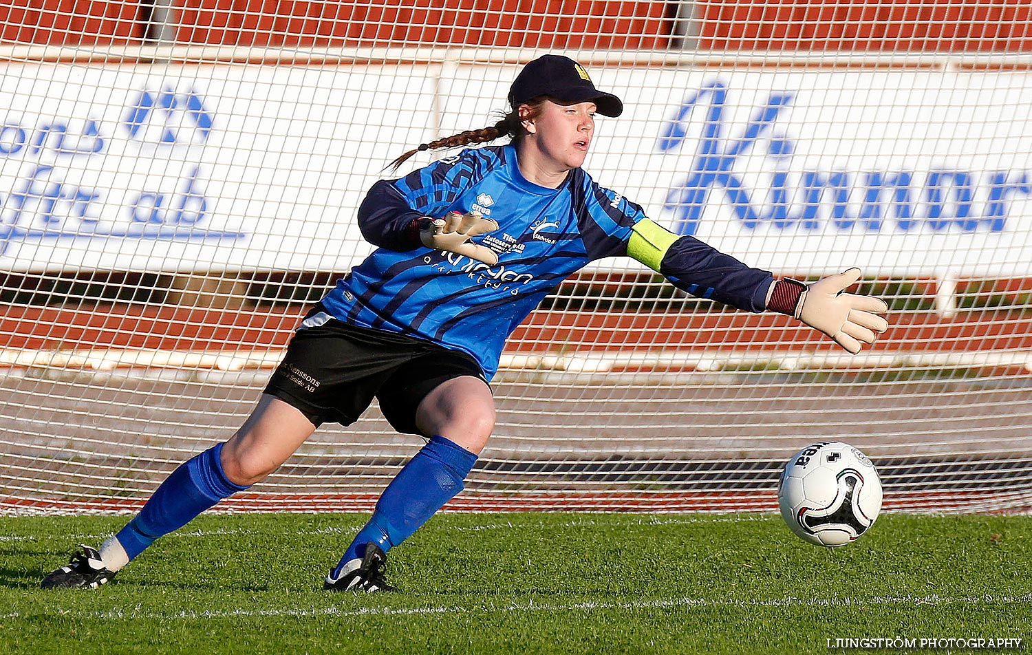 Skövde KIK-IK Gauthiod 2-1,dam,Södermalms IP,Skövde,Sverige,Fotboll,,2014,87819