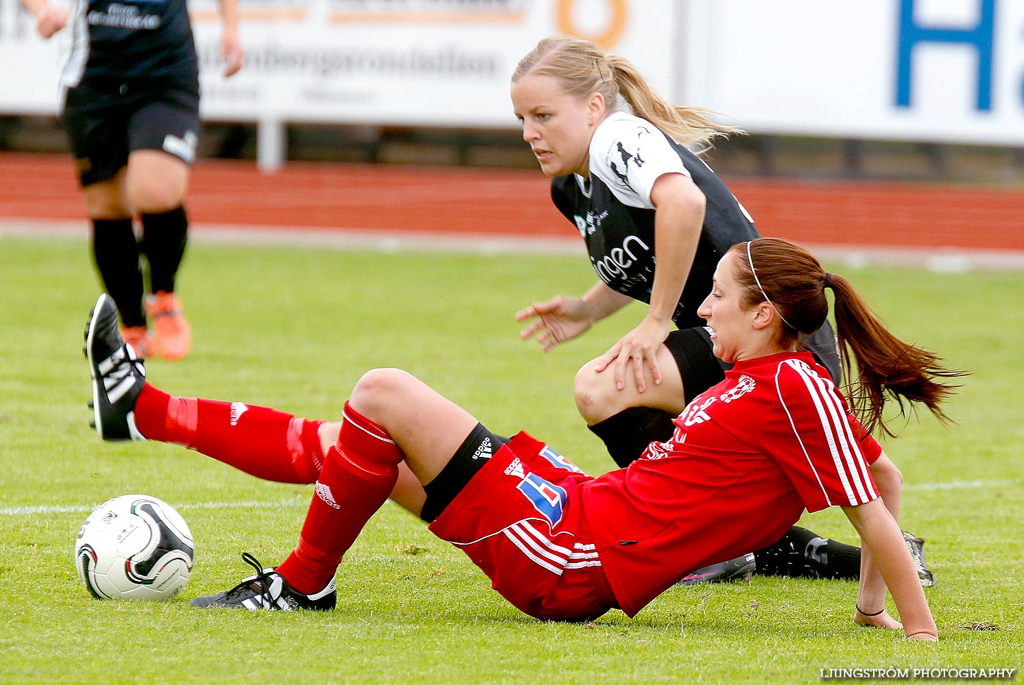 Skövde KIK-Mariestads BoIS FF 4-0,dam,Södermalms IP,Skövde,Sverige,Fotboll,,2014,89285
