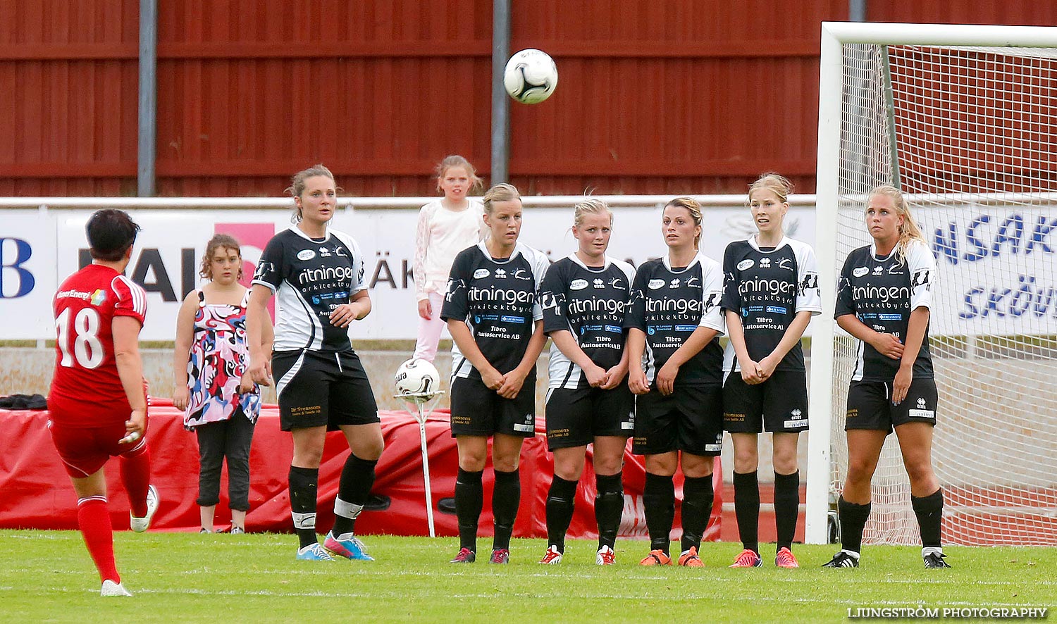 Skövde KIK-Mariestads BoIS FF 4-0,dam,Södermalms IP,Skövde,Sverige,Fotboll,,2014,89321