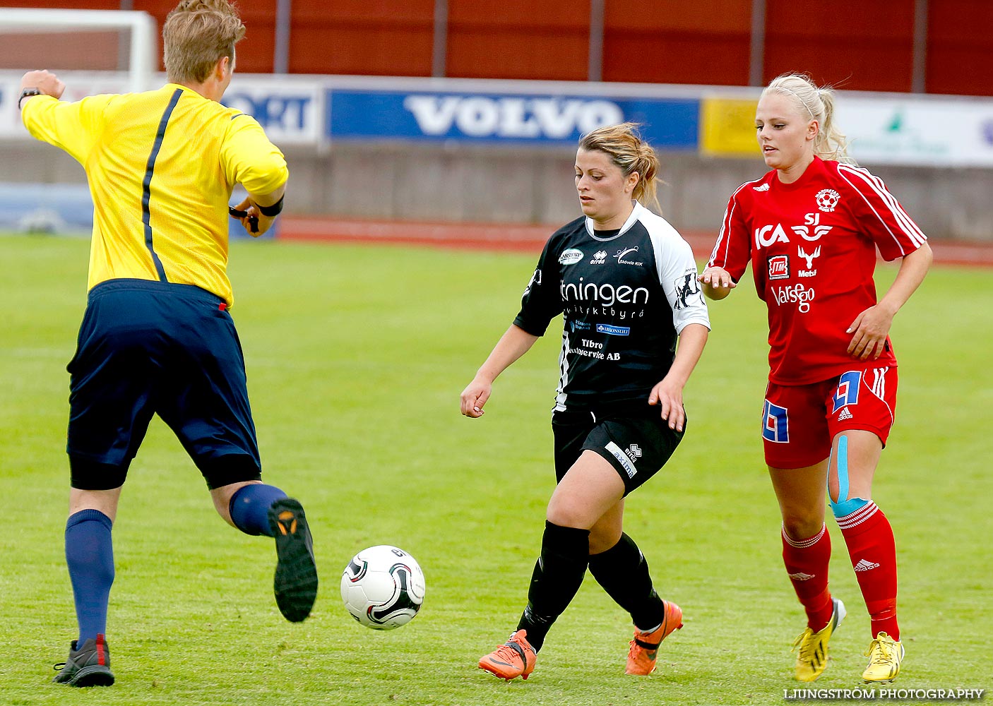 Skövde KIK-Mariestads BoIS FF 4-0,dam,Södermalms IP,Skövde,Sverige,Fotboll,,2014,89342