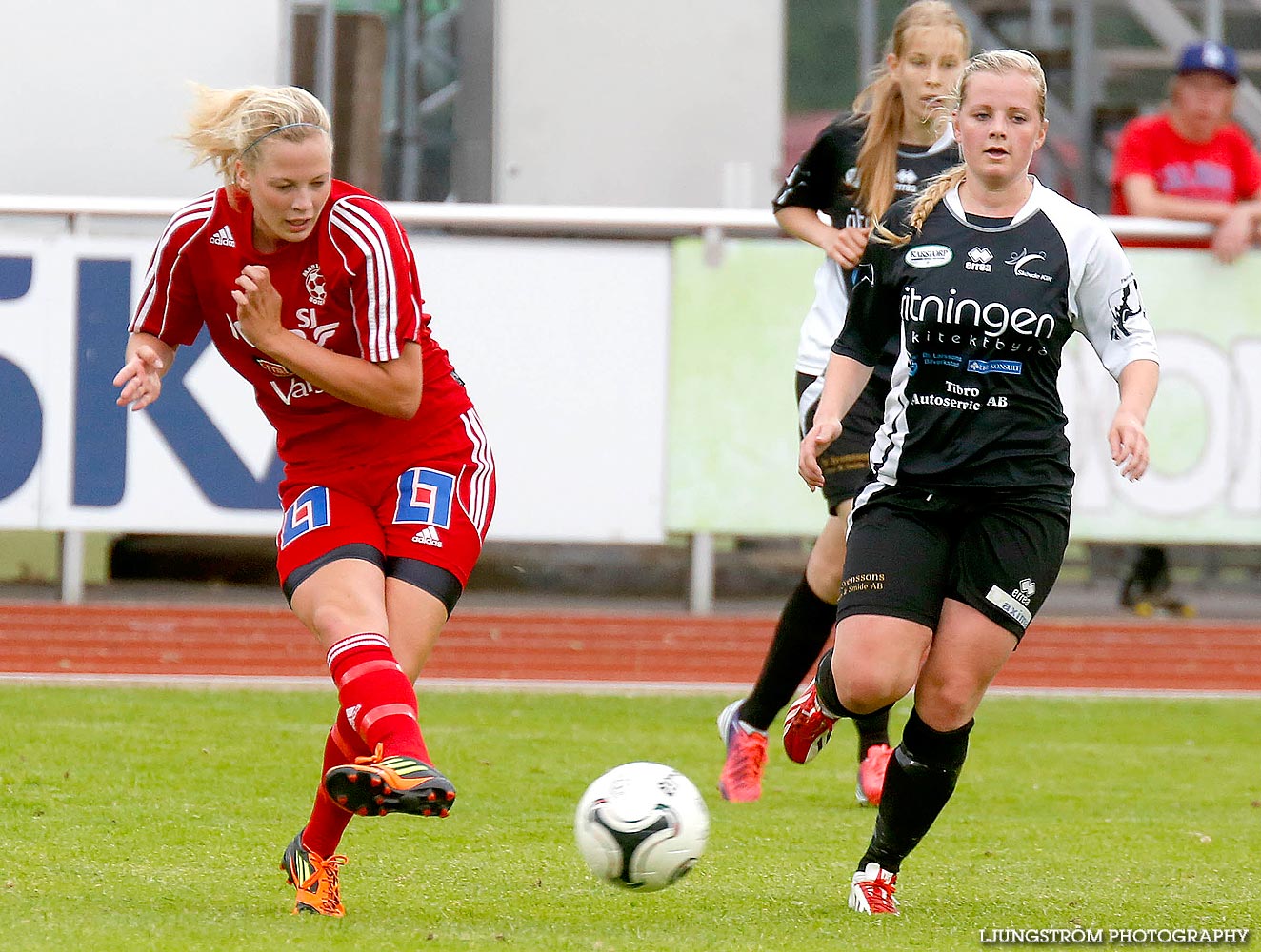 Skövde KIK-Mariestads BoIS FF 4-0,dam,Södermalms IP,Skövde,Sverige,Fotboll,,2014,89346