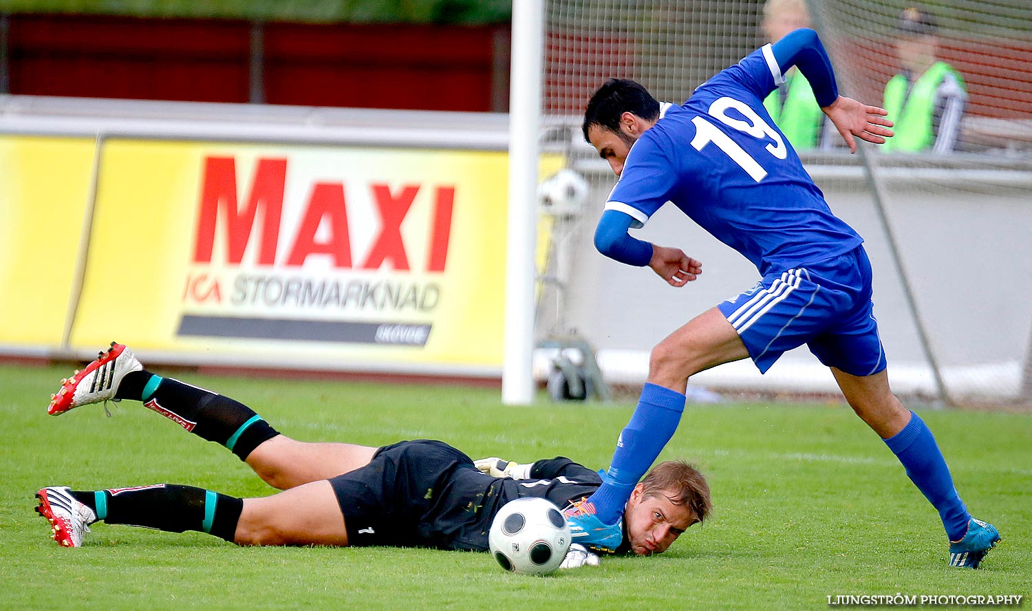 IFK Skövde FK-Fristads GoIF 4-2,herr,Södermalms IP,Skövde,Sverige,Fotboll,,2014,91329