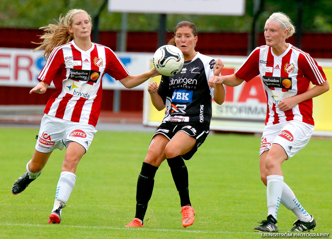 Skövde KIK-Sils IF 0-0,dam,Södermalms IP,Skövde,Sverige,Fotboll,,2014,91145