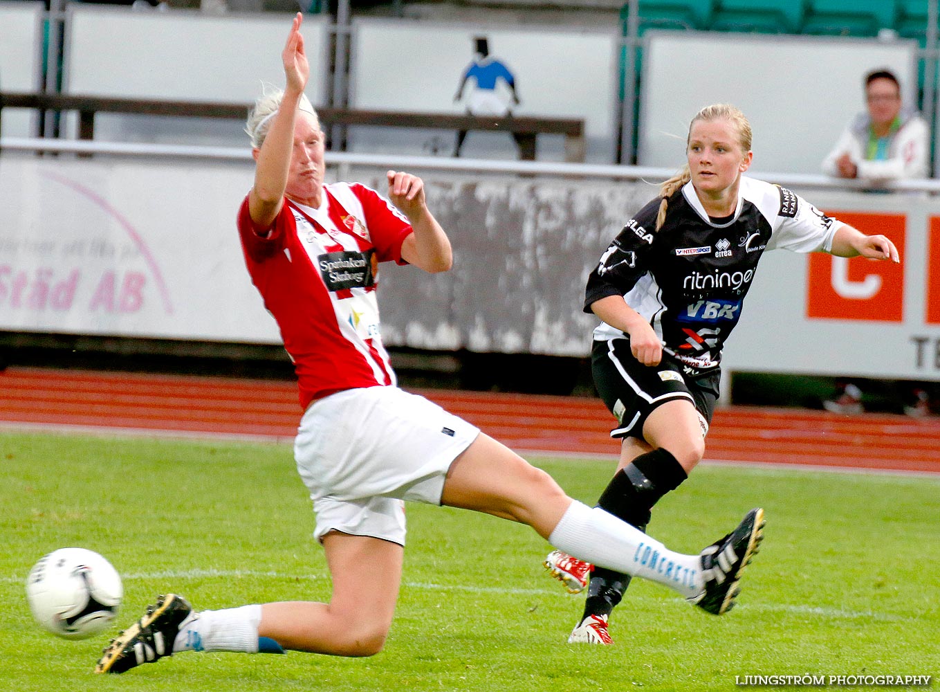 Skövde KIK-Sils IF 0-0,dam,Södermalms IP,Skövde,Sverige,Fotboll,,2014,91209