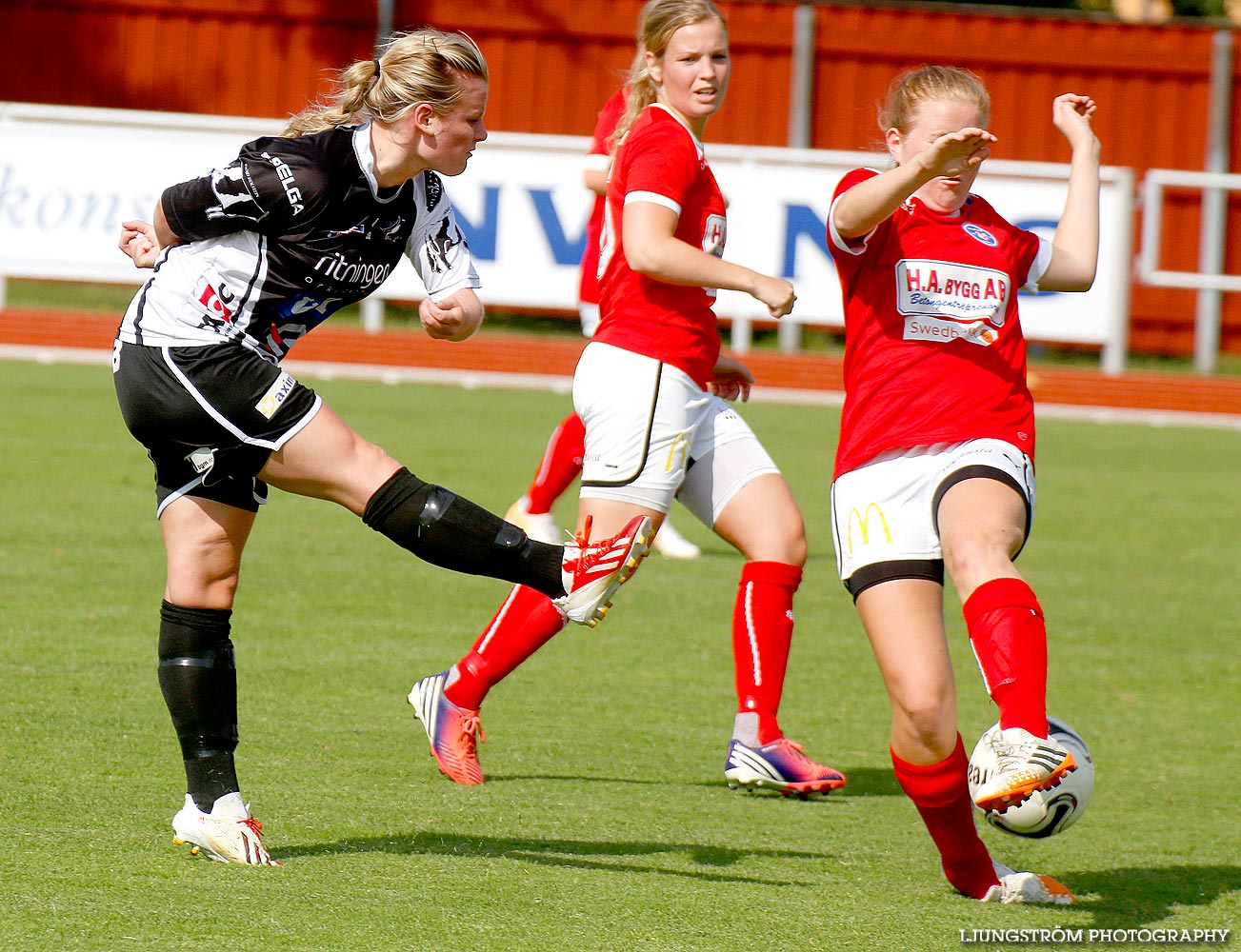 Skövde KIK-IK Rössö Uddevalla 4-0,dam,Södermalms IP,Skövde,Sverige,Fotboll,,2014,91364
