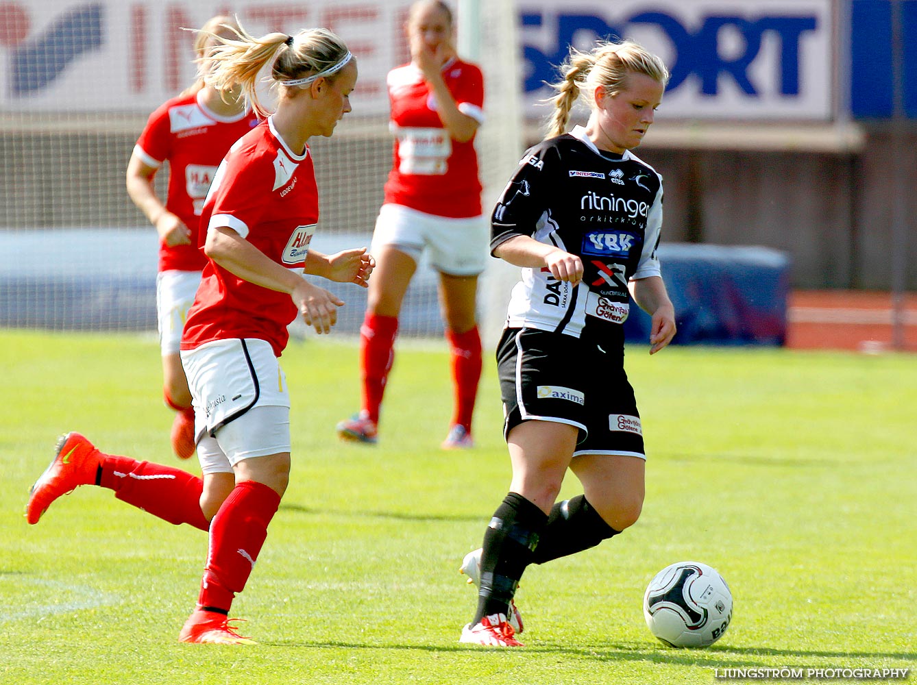 Skövde KIK-IK Rössö Uddevalla 4-0,dam,Södermalms IP,Skövde,Sverige,Fotboll,,2014,91384