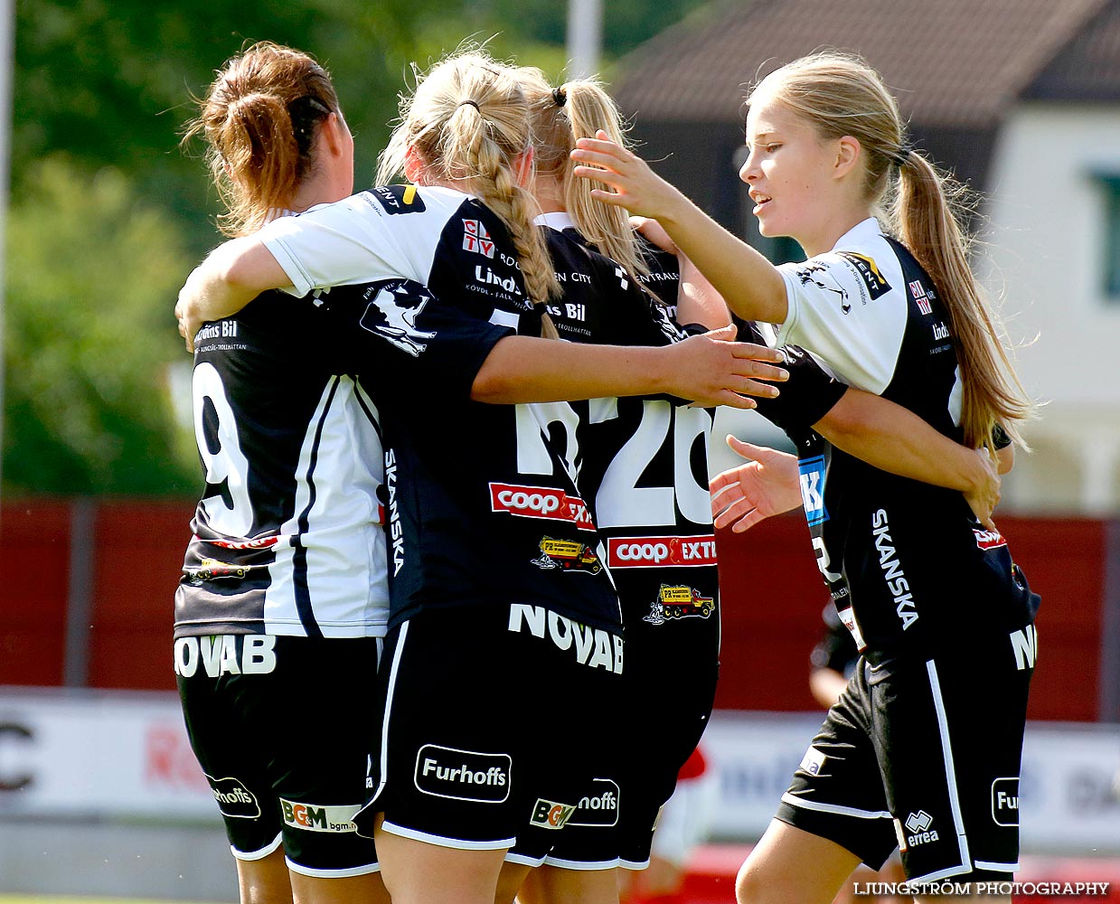 Skövde KIK-IK Rössö Uddevalla 4-0,dam,Södermalms IP,Skövde,Sverige,Fotboll,,2014,91427