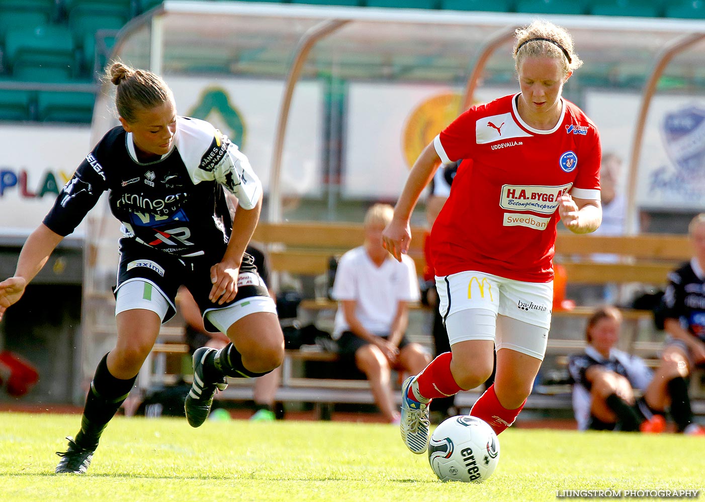 Skövde KIK-IK Rössö Uddevalla 4-0,dam,Södermalms IP,Skövde,Sverige,Fotboll,,2014,91517