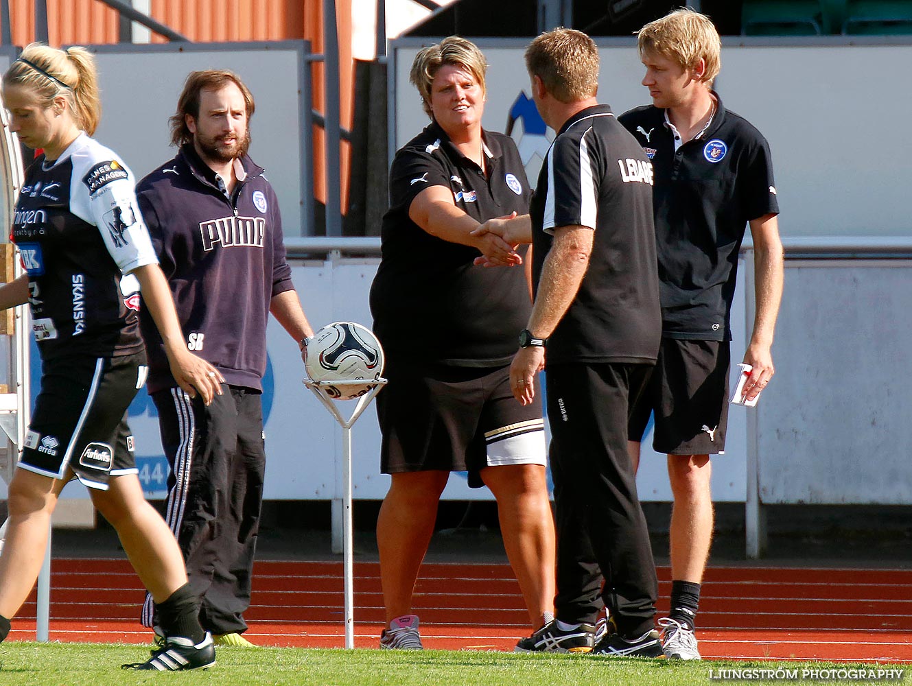 Skövde KIK-IK Rössö Uddevalla 4-0,dam,Södermalms IP,Skövde,Sverige,Fotboll,,2014,91529