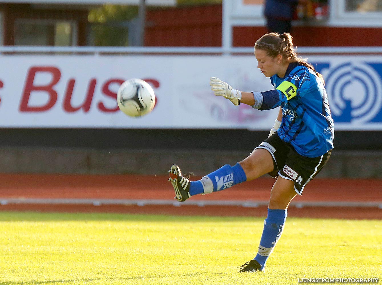 Svenska Cupen Skövde KIK-Mariebo IK 1-2,dam,Södermalms IP,Skövde,Sverige,Fotboll,,2014,91740