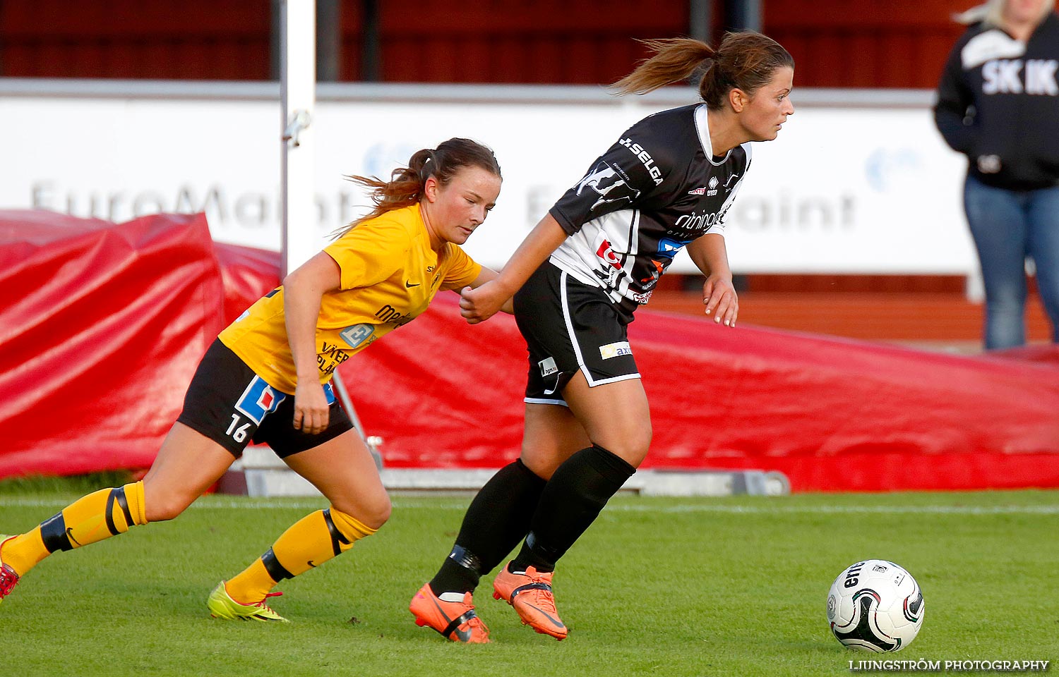 Svenska Cupen Skövde KIK-Mariebo IK 1-2,dam,Södermalms IP,Skövde,Sverige,Fotboll,,2014,91778