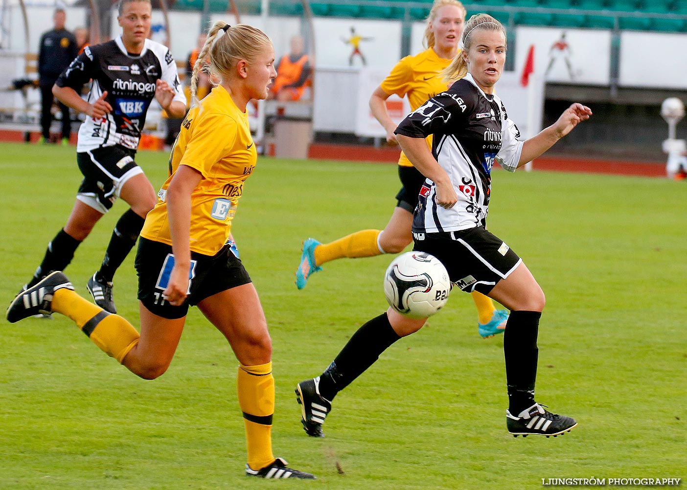 Svenska Cupen Skövde KIK-Mariebo IK 1-2,dam,Södermalms IP,Skövde,Sverige,Fotboll,,2014,91801