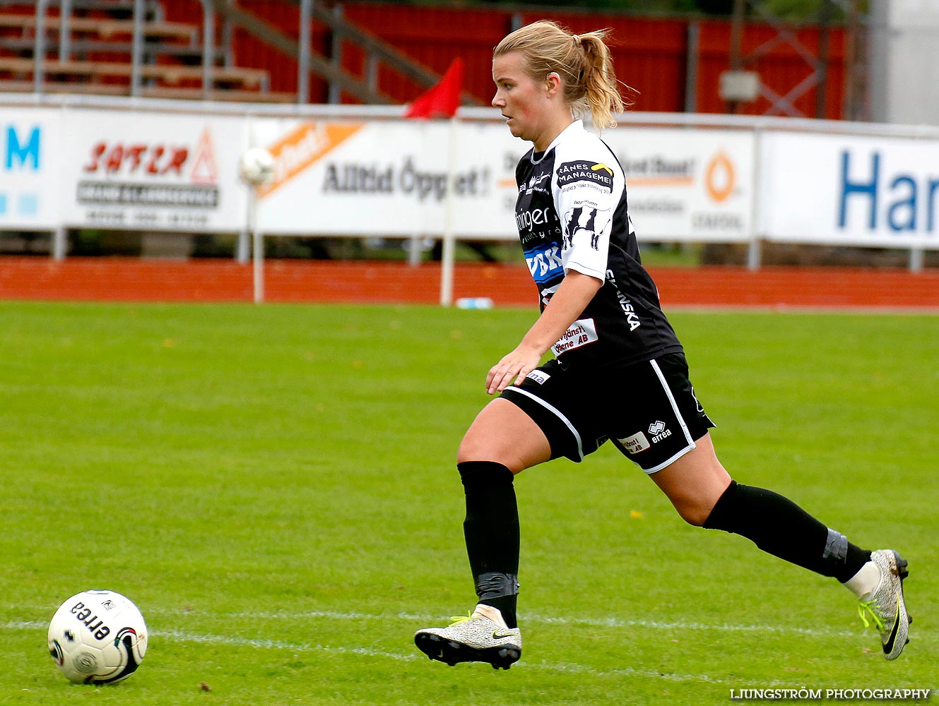 Skövde KIK-IFK Skoghall 1-1,dam,Södermalms IP,Skövde,Sverige,Fotboll,,2014,93761