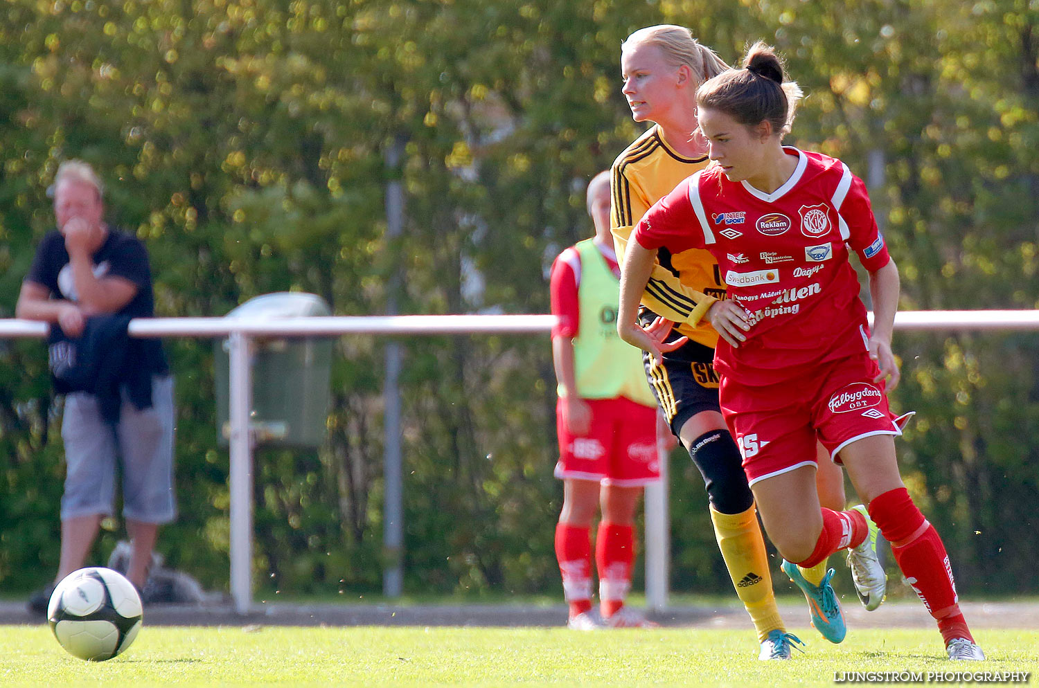 Falköpings KIK-Vara SK 1-3,dam,Odenplan,Falköping,Sverige,Fotboll,,2014,129424