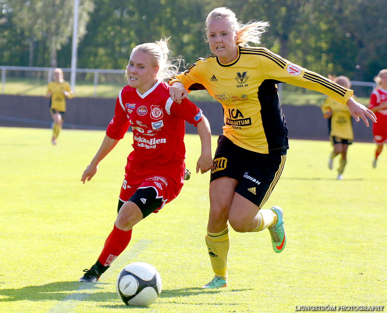 Falköpings KIK-Vara SK 1-3,dam,Odenplan,Falköping,Sverige,Fotboll,,2014,129472