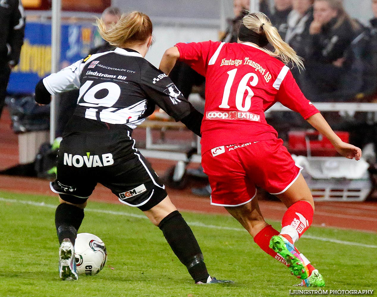 Skövde KIK-Falköpings KIK 3-1,dam,Södermalms IP,Skövde,Sverige,Fotboll,,2014,94096