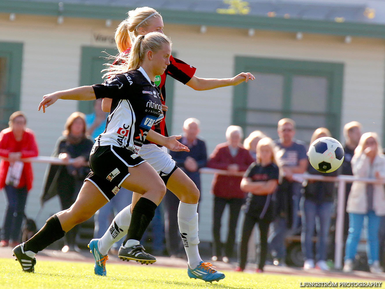 Lidköpings FK-Skövde KIK 7-0,dam,Framnäs IP,Lidköping,Sverige,Fotboll,,2014,129539