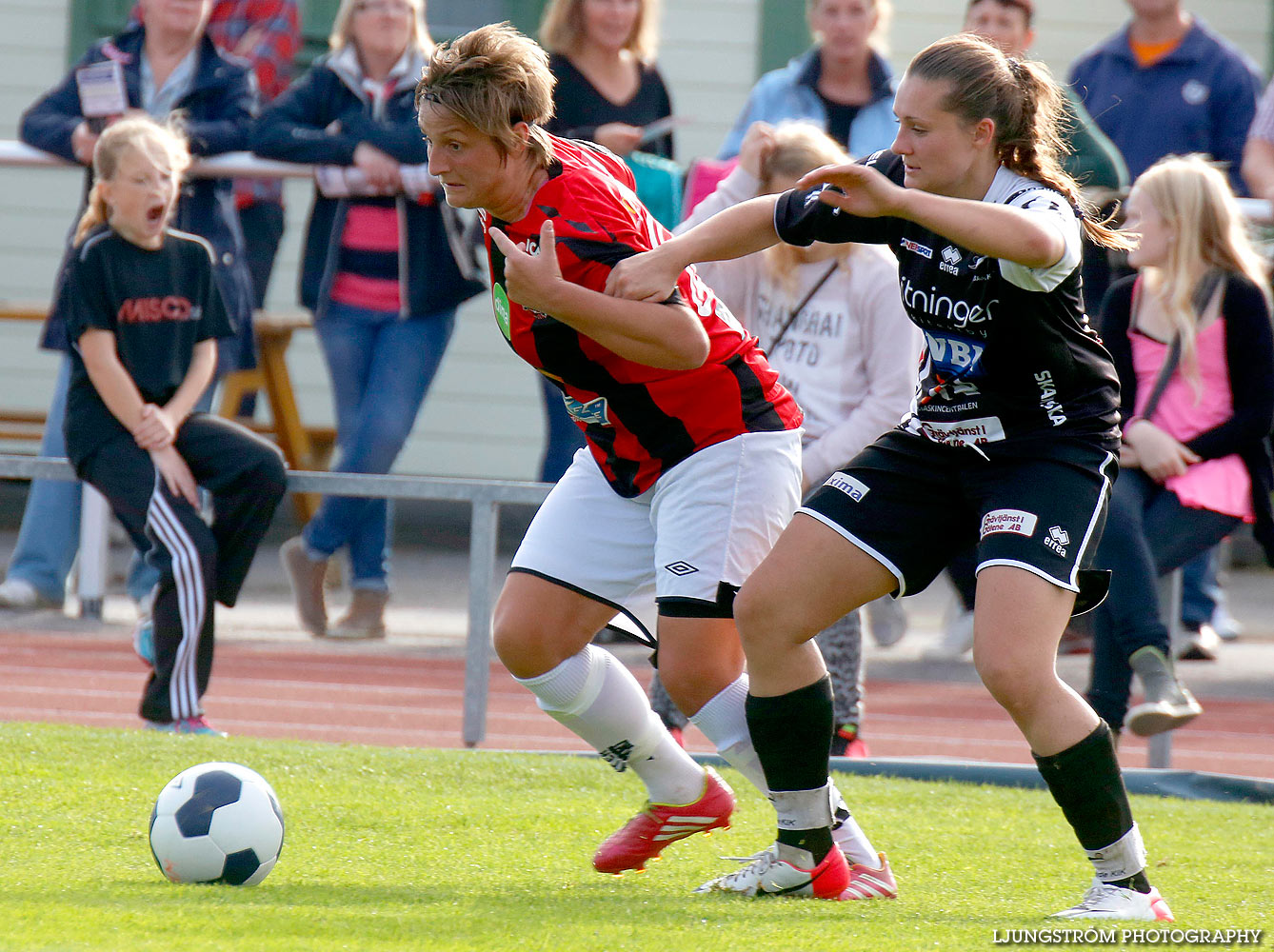 Lidköpings FK-Skövde KIK 7-0,dam,Framnäs IP,Lidköping,Sverige,Fotboll,,2014,129617