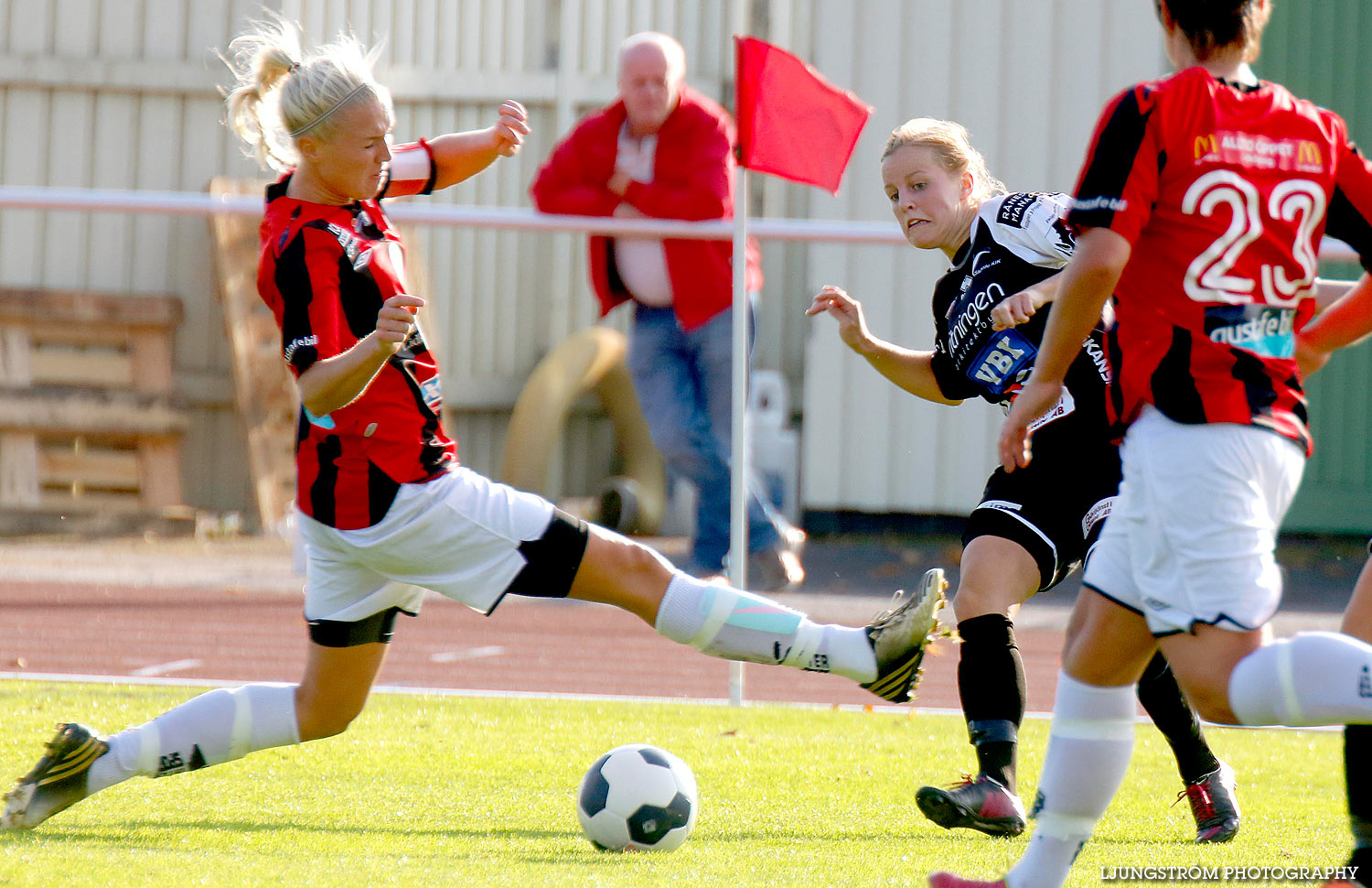 Lidköpings FK-Skövde KIK 7-0,dam,Framnäs IP,Lidköping,Sverige,Fotboll,,2014,129653