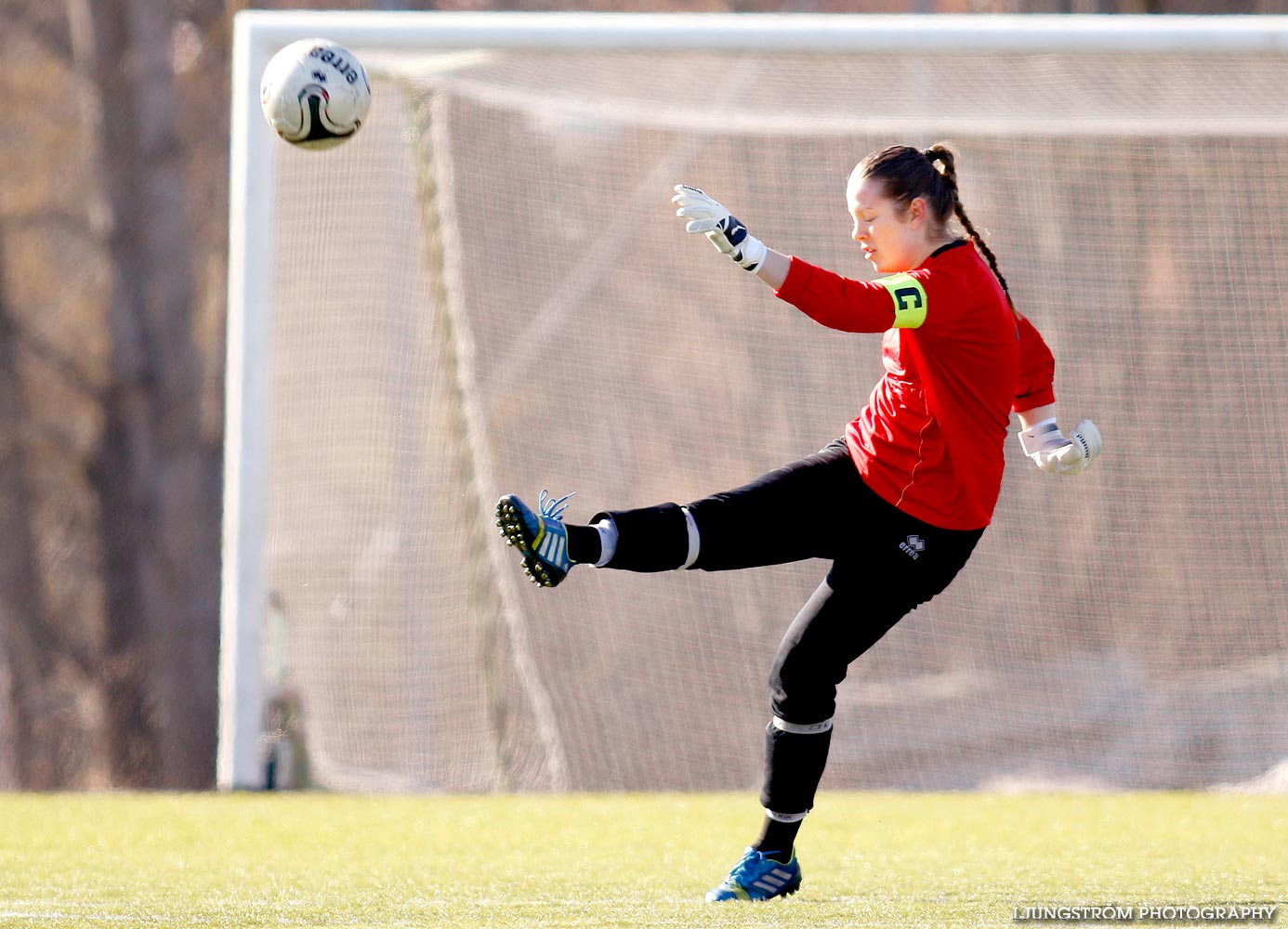 Träningsmatch Skövde KIK-IFK Örby 2-0,dam,Södermalms IP,Skövde,Sverige,Fotboll,,2015,107329