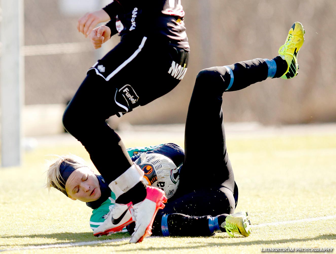 Träningsmatch Skövde KIK-IFK Örby 2-0,dam,Södermalms IP,Skövde,Sverige,Fotboll,,2015,107334