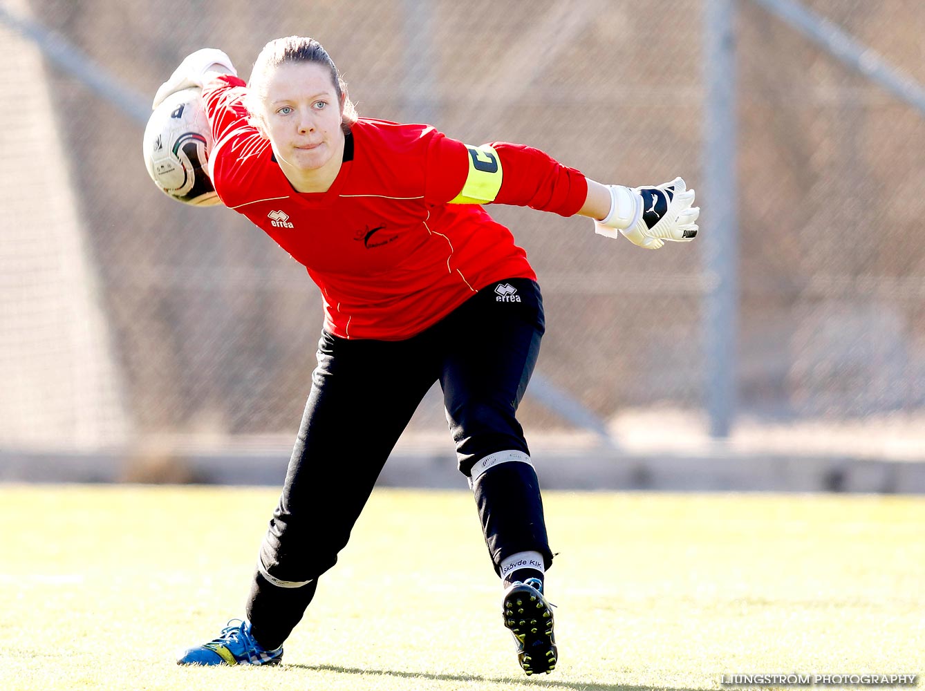 Träningsmatch Skövde KIK-IFK Örby 2-0,dam,Södermalms IP,Skövde,Sverige,Fotboll,,2015,107356