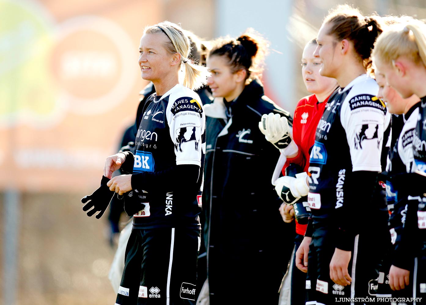 Träningsmatch Skövde KIK-IFK Örby 2-0,dam,Södermalms IP,Skövde,Sverige,Fotboll,,2015,107384