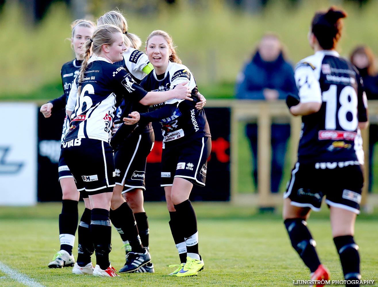 Mariestads BoIS FF-Skövde KIK 0-4,dam,Lekevi IP,Mariestad,Sverige,Fotboll,,2015,115956