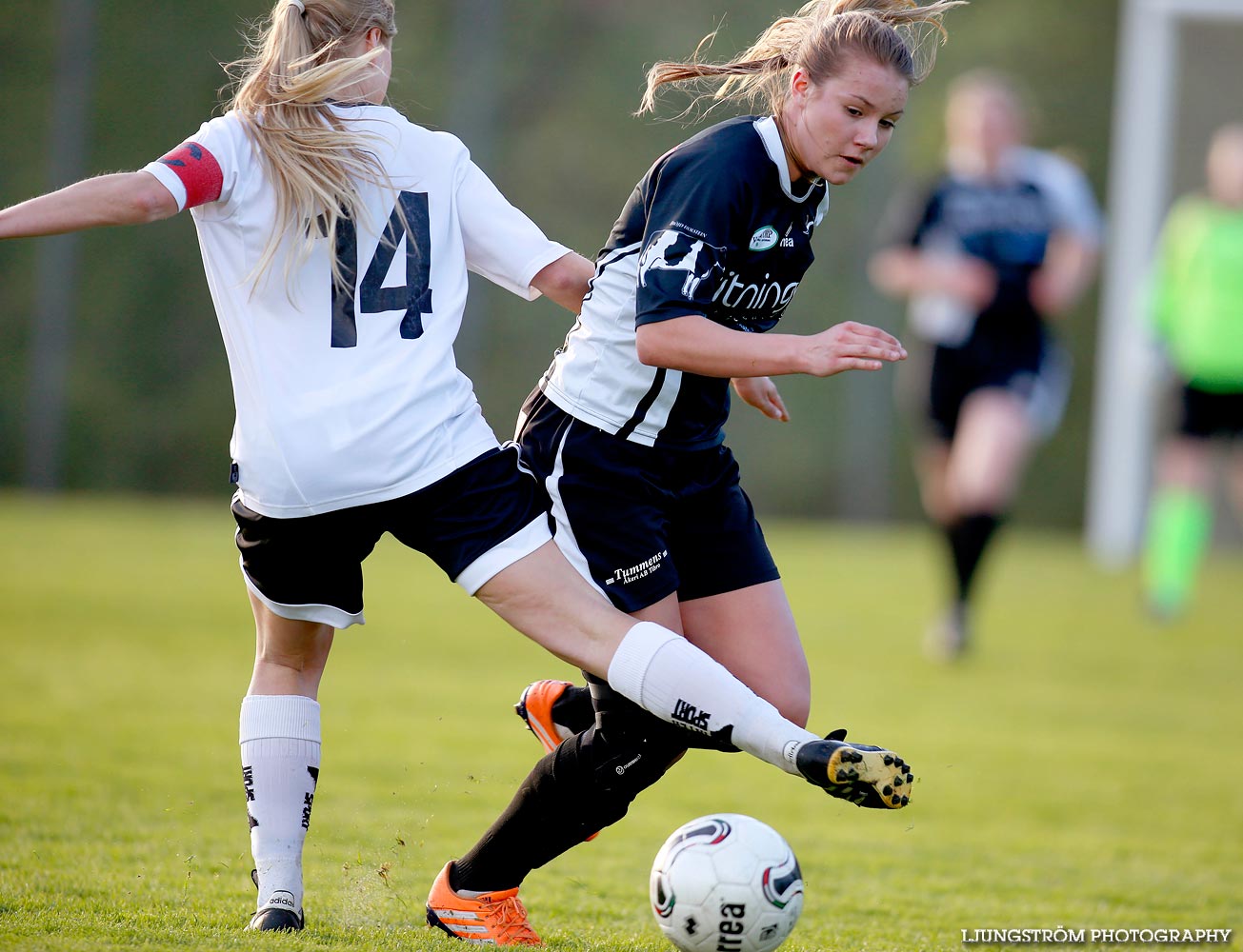 Skövde KIK U-Ulvåkers IF U 2-2,dam,Lillegårdens IP,Skövde,Sverige,Fotboll,,2015,117289