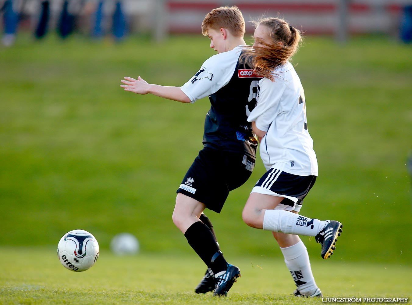 Skövde KIK U-Ulvåkers IF U 2-2,dam,Lillegårdens IP,Skövde,Sverige,Fotboll,,2015,117346