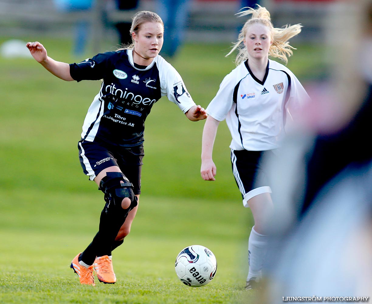 Skövde KIK U-Ulvåkers IF U 2-2,dam,Lillegårdens IP,Skövde,Sverige,Fotboll,,2015,117385