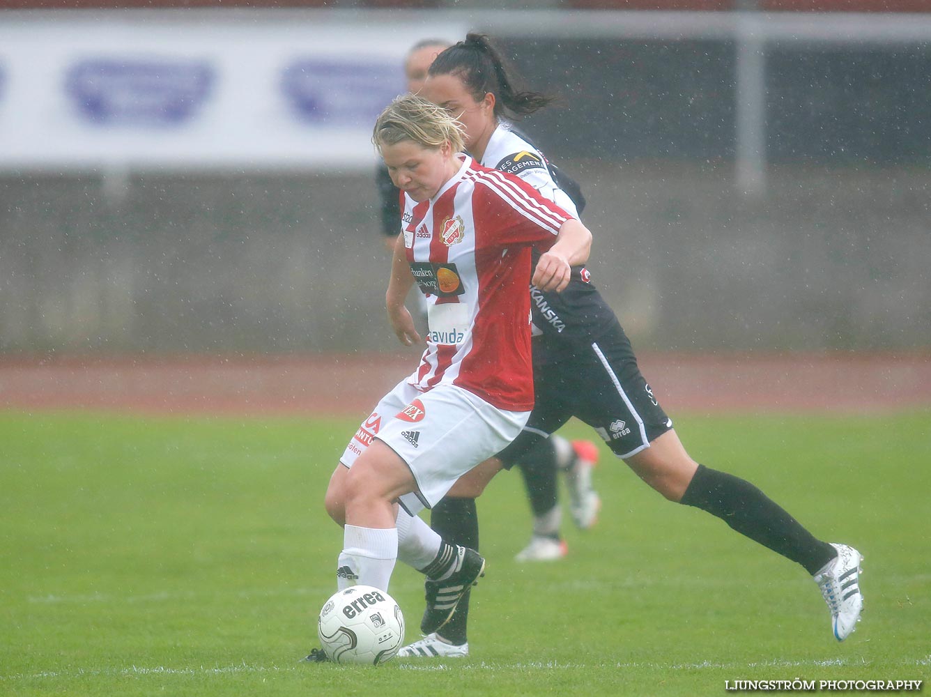 Skövde KIK-Sils IF 3-1,dam,Södermalms IP,Skövde,Sverige,Fotboll,,2015,117494