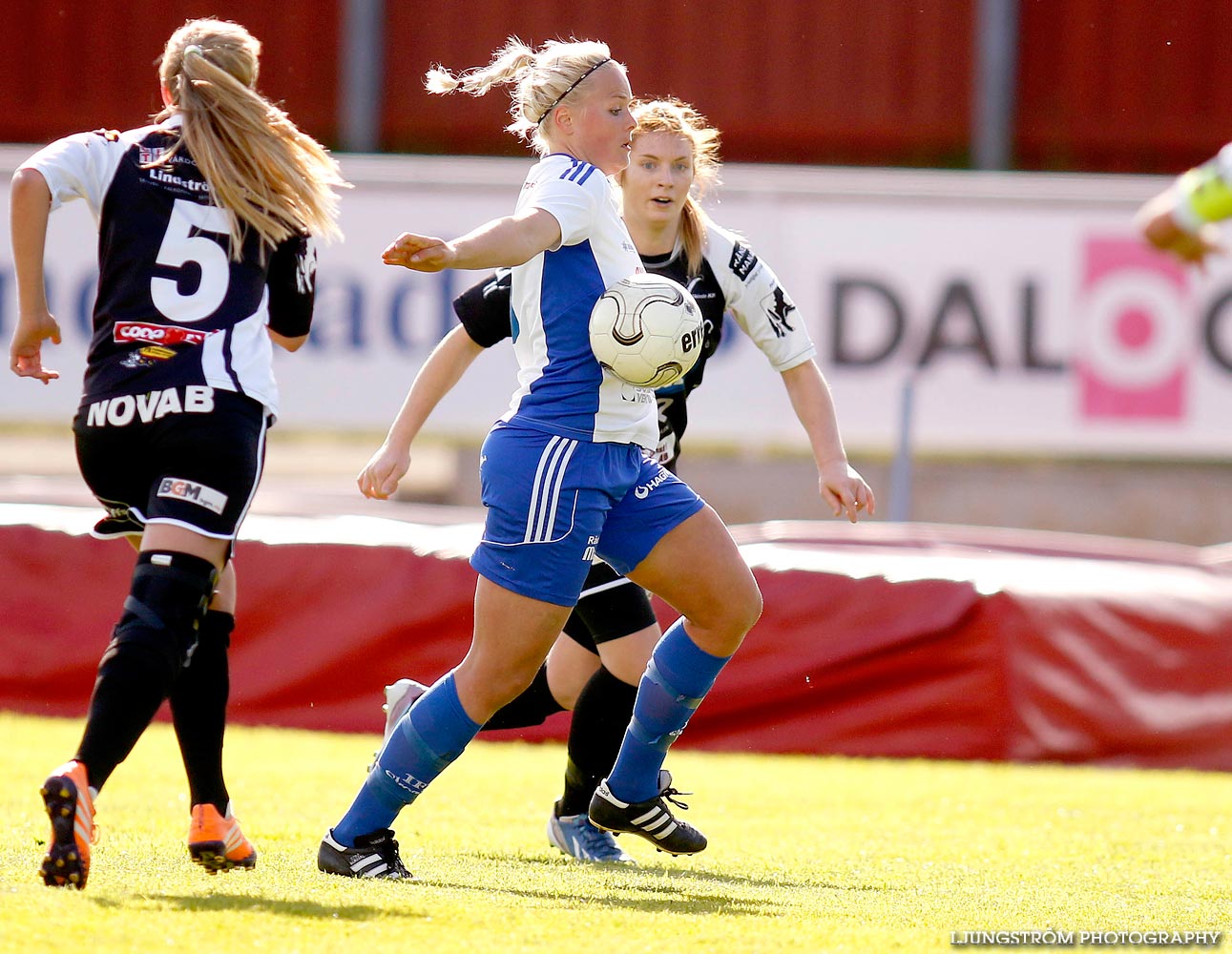 Skövde KIK-IFK Skoghall 4-2,dam,Södermalms IP,Skövde,Sverige,Fotboll,,2015,118914