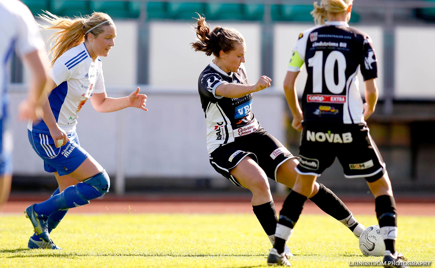 Skövde KIK-IFK Skoghall 4-2,dam,Södermalms IP,Skövde,Sverige,Fotboll,,2015,118935