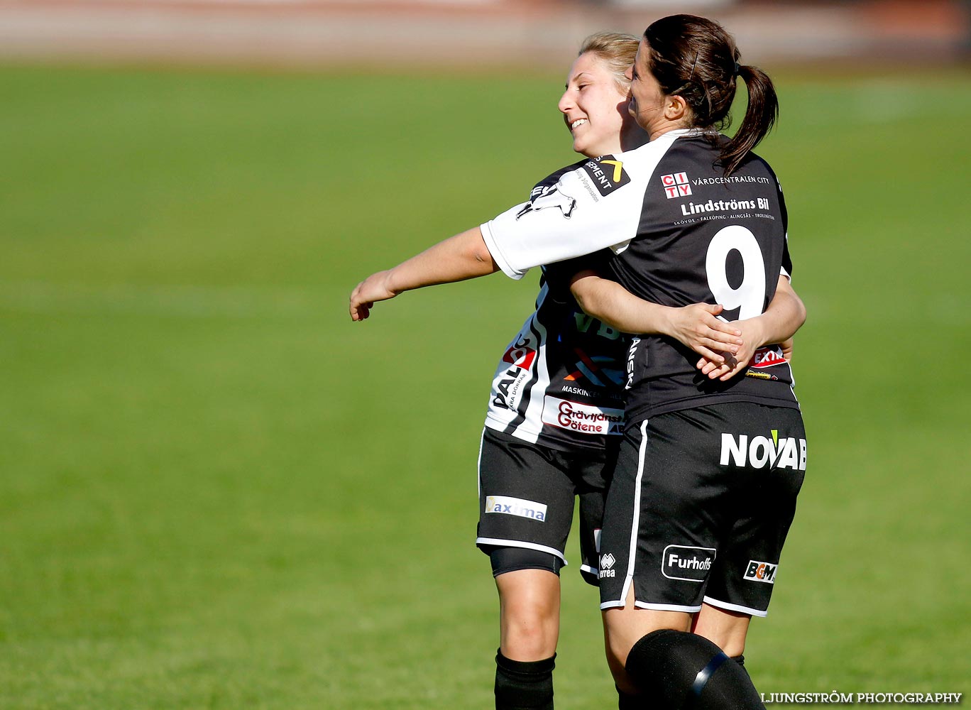 Skövde KIK-IFK Skoghall 4-2,dam,Södermalms IP,Skövde,Sverige,Fotboll,,2015,118949