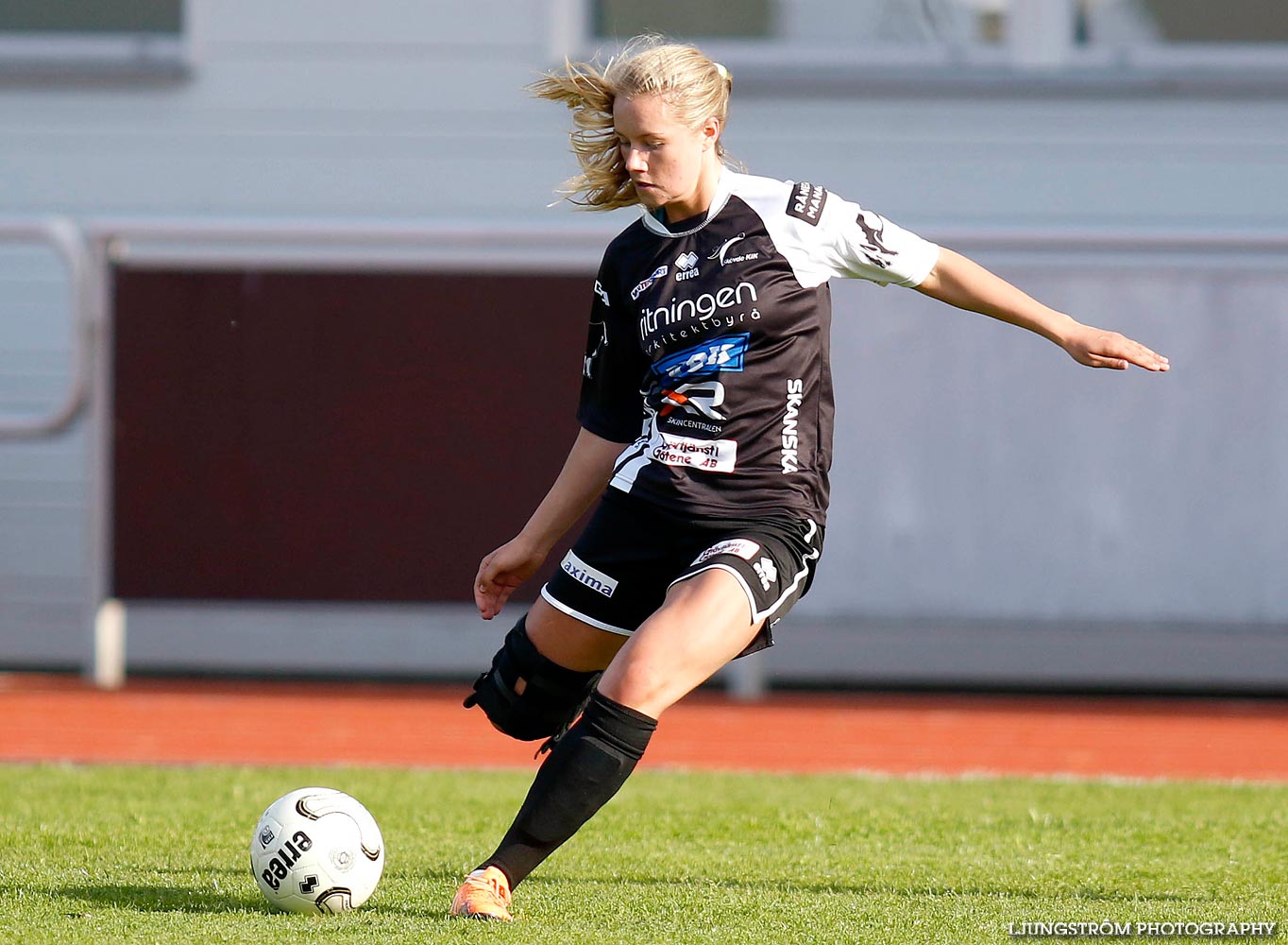 Skövde KIK-IFK Skoghall 4-2,dam,Södermalms IP,Skövde,Sverige,Fotboll,,2015,118956