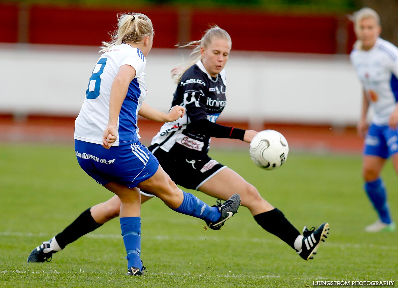 Skövde KIK-IFK Skoghall 4-2,dam,Södermalms IP,Skövde,Sverige,Fotboll,,2015,118977