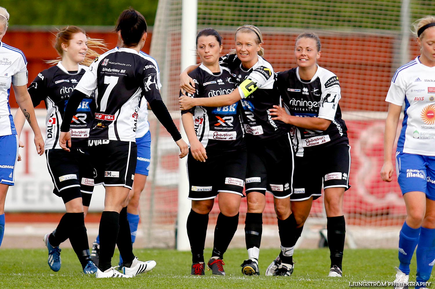 Skövde KIK-IFK Skoghall 4-2,dam,Södermalms IP,Skövde,Sverige,Fotboll,,2015,118989