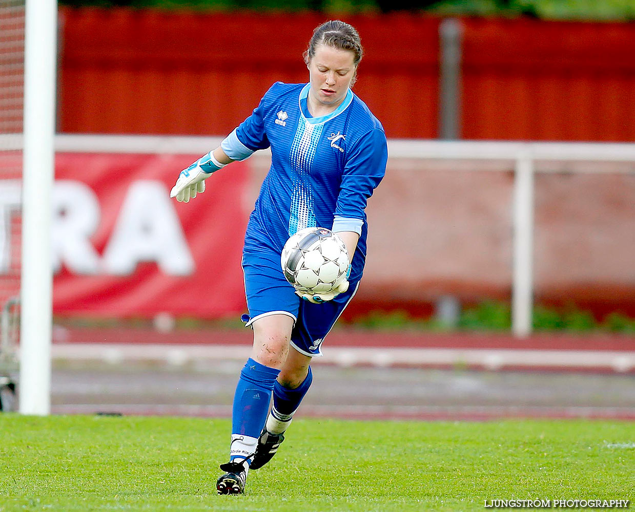 Skövde KIK-IK Rössö Uddevalla 0-6,dam,Södermalms IP,Skövde,Sverige,Fotboll,,2015,127200