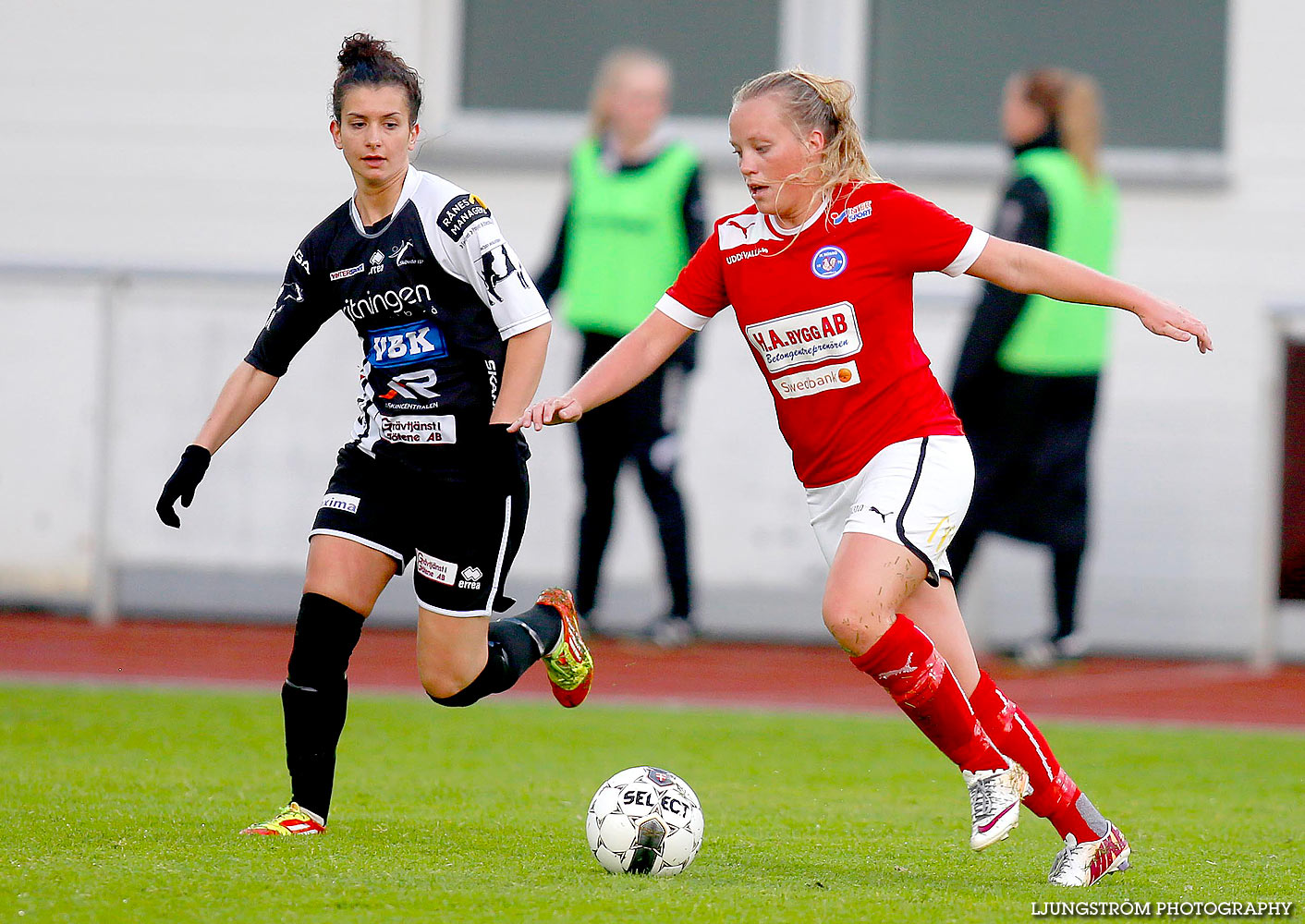 Skövde KIK-IK Rössö Uddevalla 0-6,dam,Södermalms IP,Skövde,Sverige,Fotboll,,2015,127219