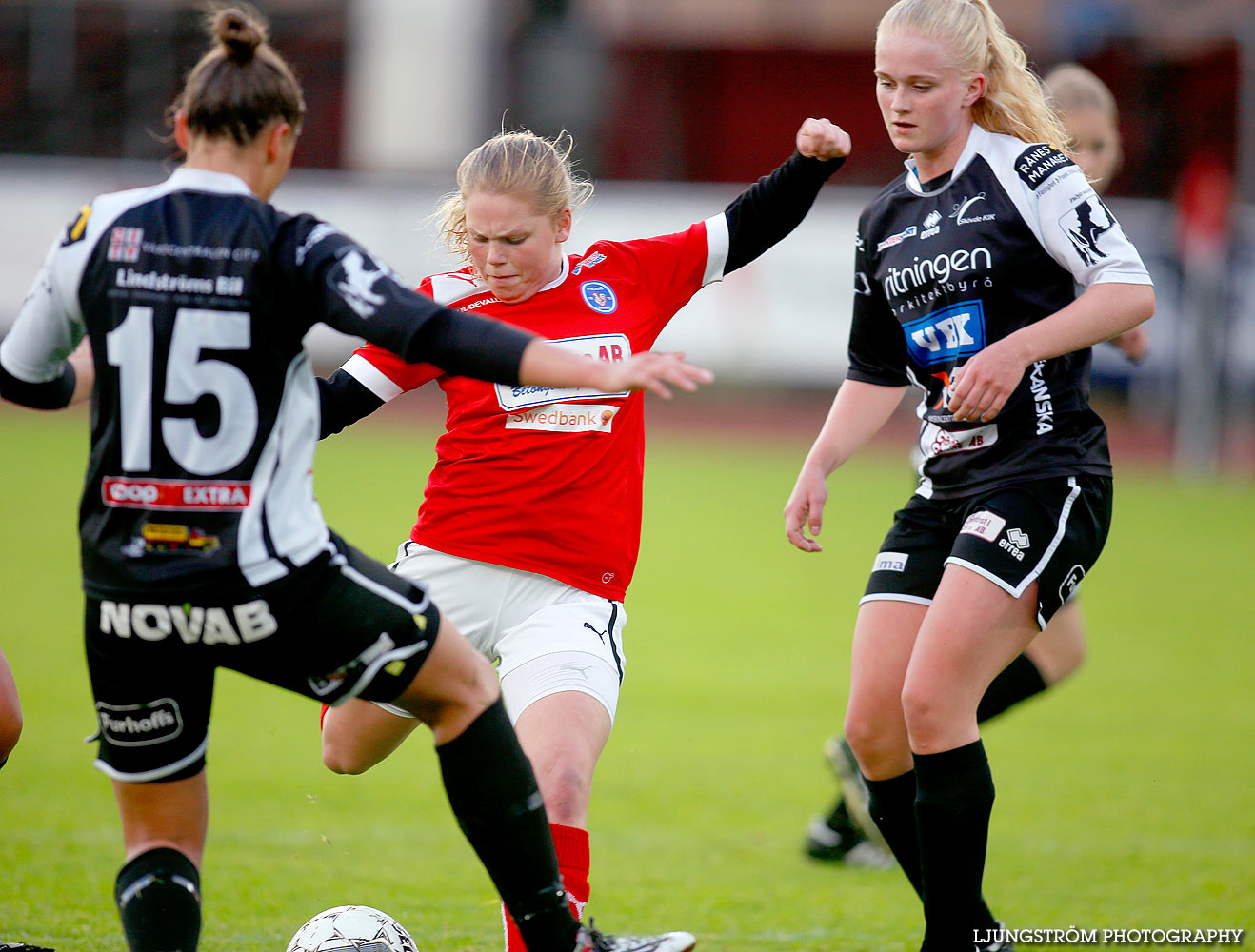 Skövde KIK-IK Rössö Uddevalla 0-6,dam,Södermalms IP,Skövde,Sverige,Fotboll,,2015,127265