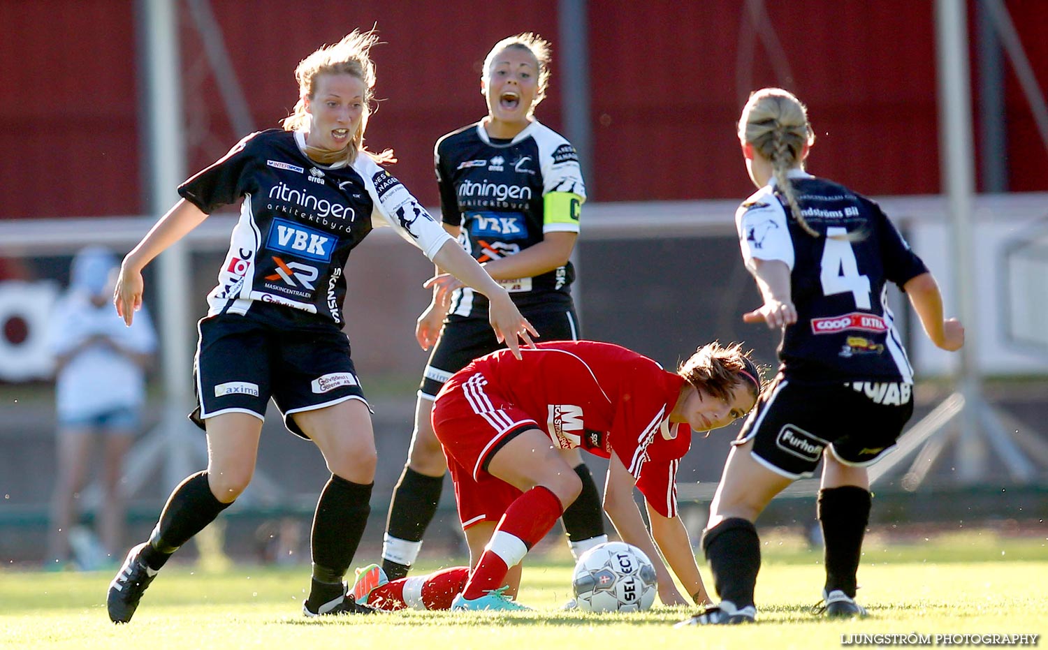 Skövde KIK-Rävåsens IK 2-4,dam,Södermalms IP,Skövde,Sverige,Fotboll,,2015,119886