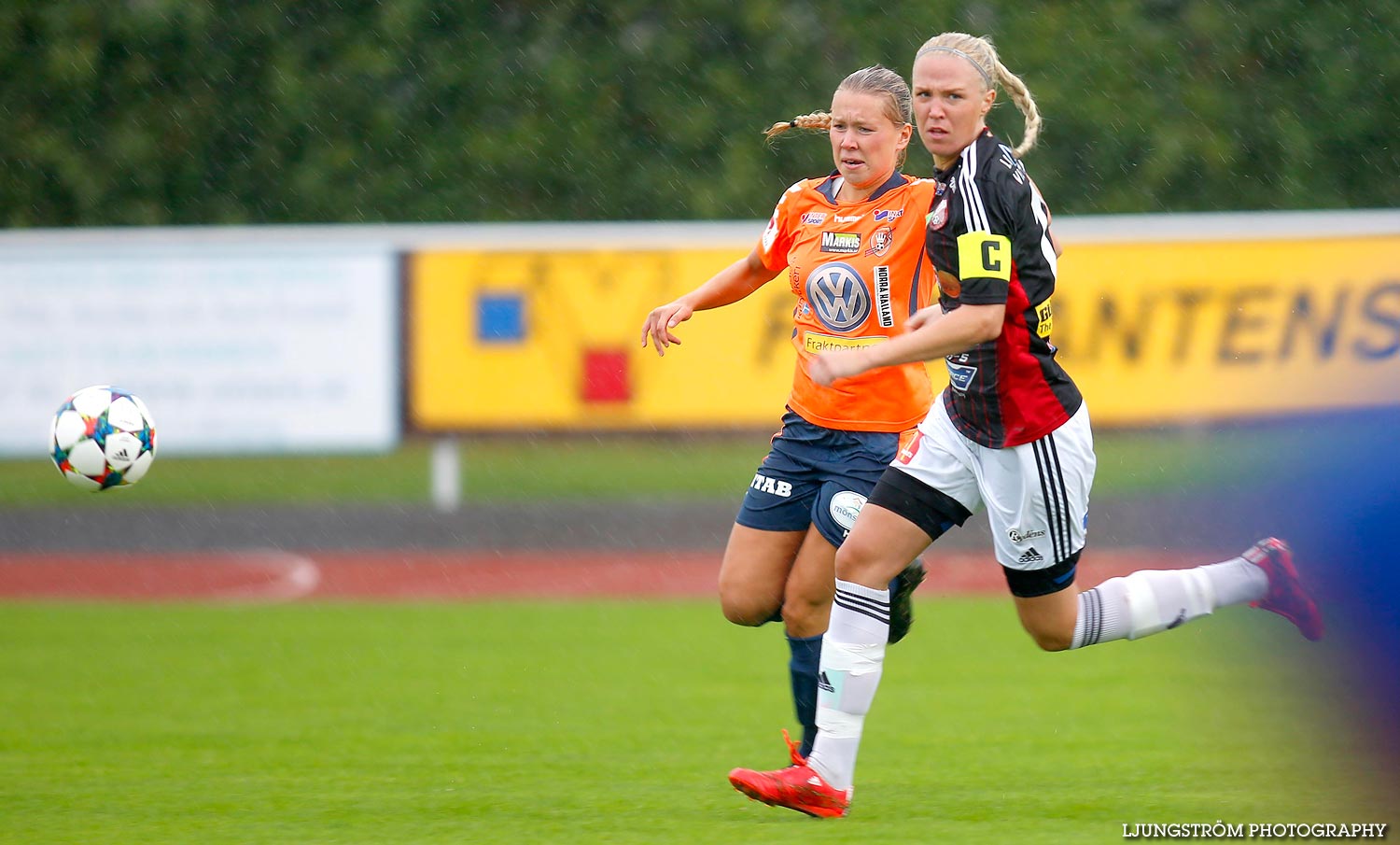 Lidköpings FK-Kungsbacka DFF 2-2,dam,Framnäs IP,Lidköping,Sverige,Fotboll,,2015,120025